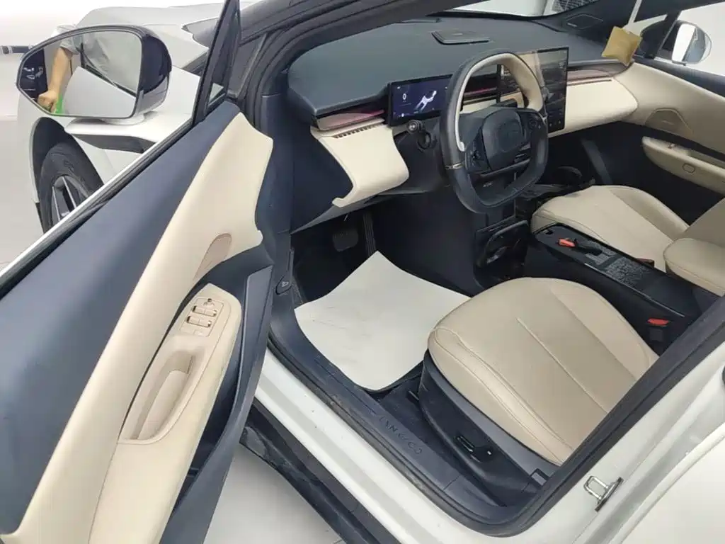 Lynk & Co Z20 — миниатюра 16