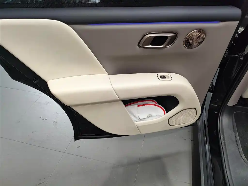 Li Auto Li i6 — миниатюра 18