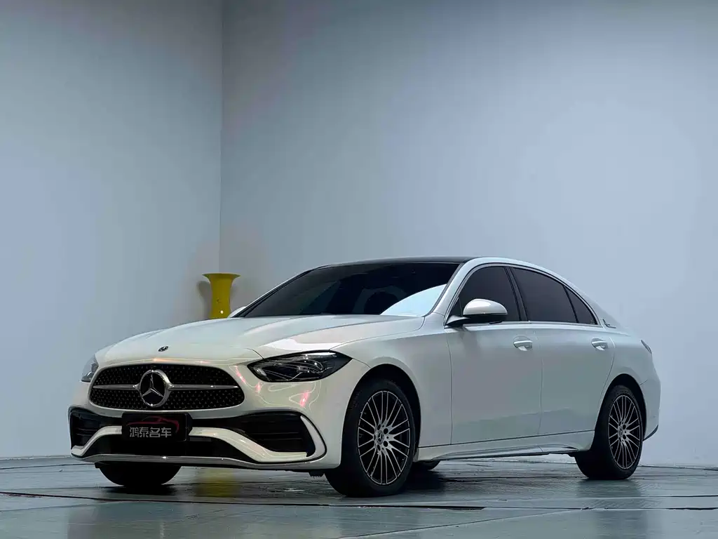 Mercedes-Benz C-Class — миниатюра 2