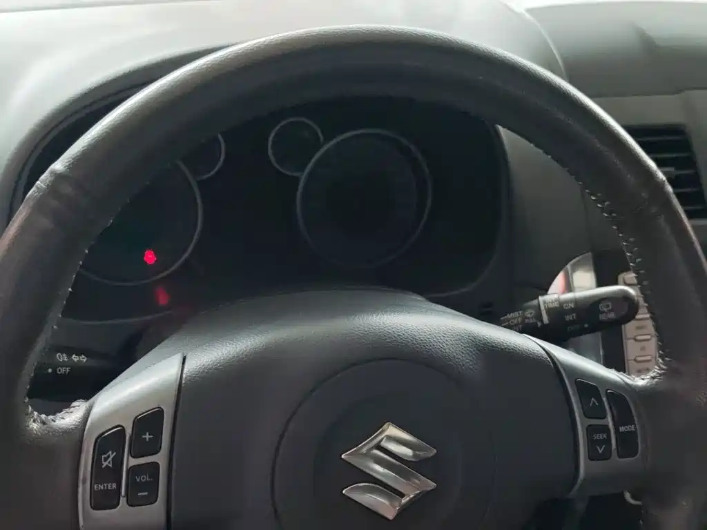 Suzuki SX4 — миниатюра 12