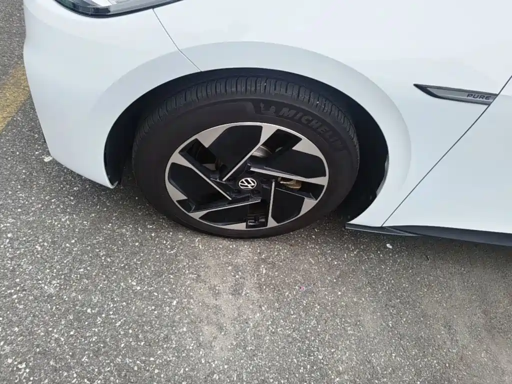 Volkswagen ID.3 — миниатюра 23