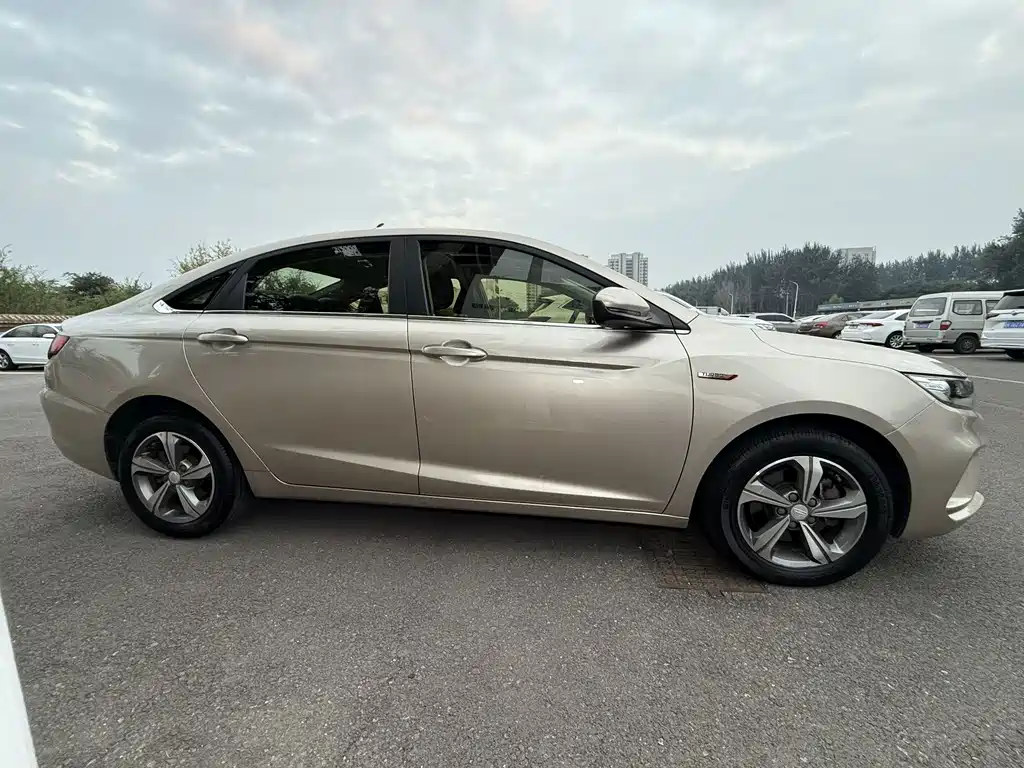 Geely Emgrand GL — миниатюра 7