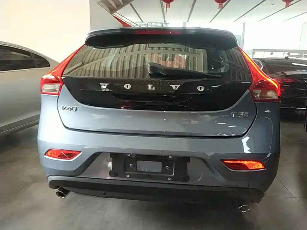 Volvo V40 — миниатюра 6