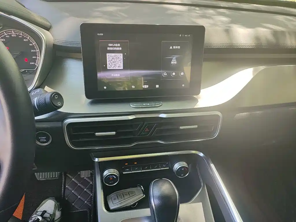 Geely Binyue — миниатюра 13