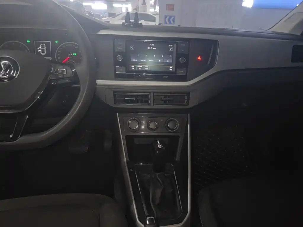 Volkswagen Polo — миниатюра 13