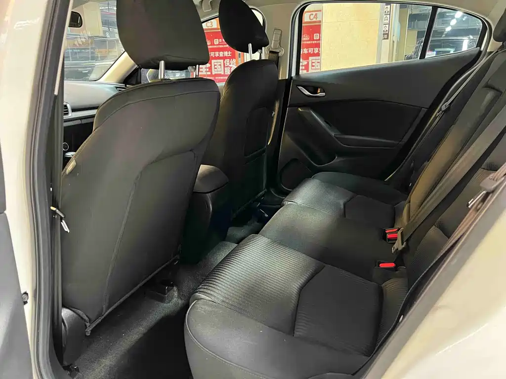 Mazda 3 Axela — миниатюра 6