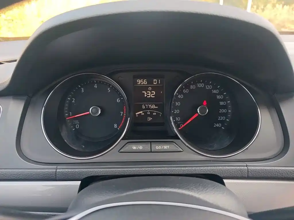 Volkswagen Lavida — миниатюра 12