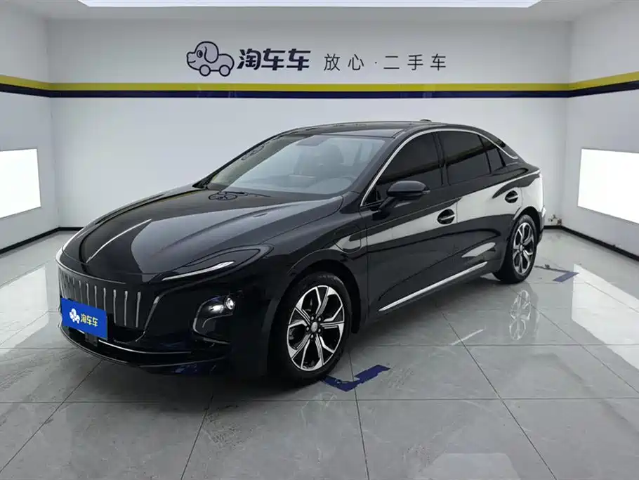 Hongqi Hongqi E-QM5 2023