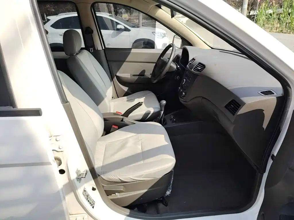 Wuling Hongguang — миниатюра 25