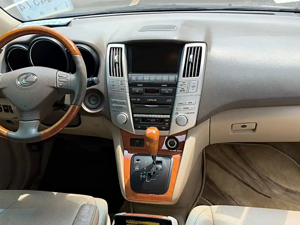 Lexus RX Classic — миниатюра 22