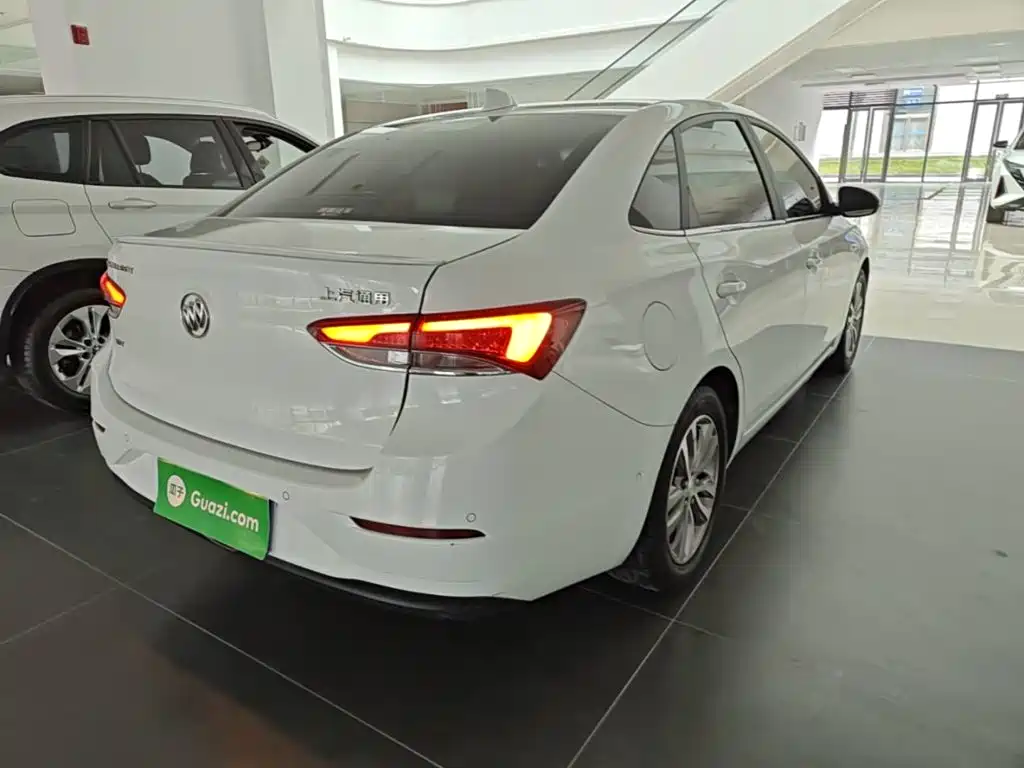 Buick Excelle — миниатюра 7