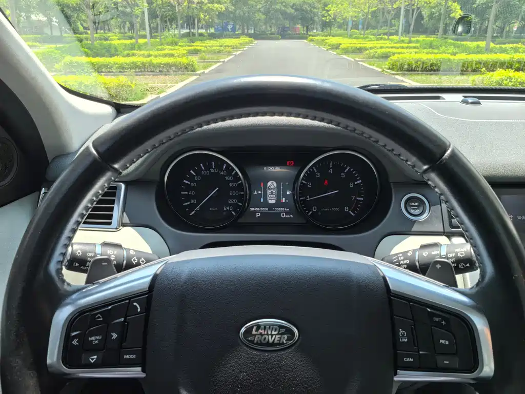 Land Rover Discovery Sport — миниатюра 14
