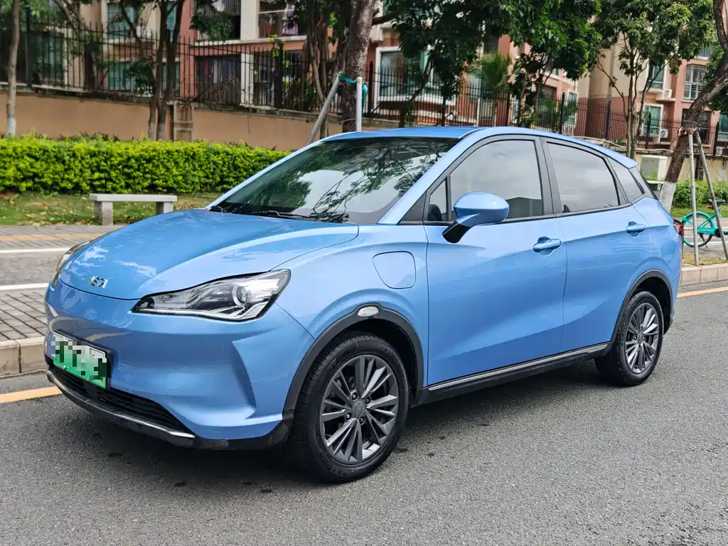 Neta Neta V 2022