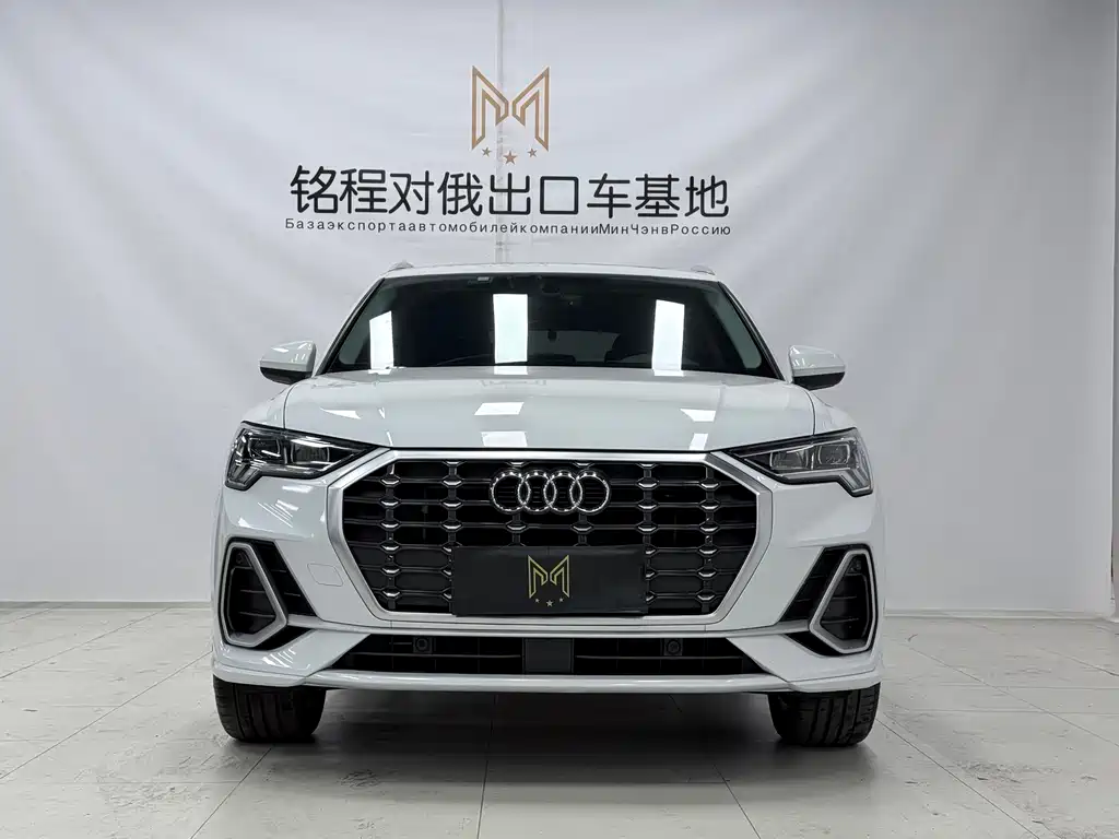 Audi Q3 2022 35 TFSI Fashion