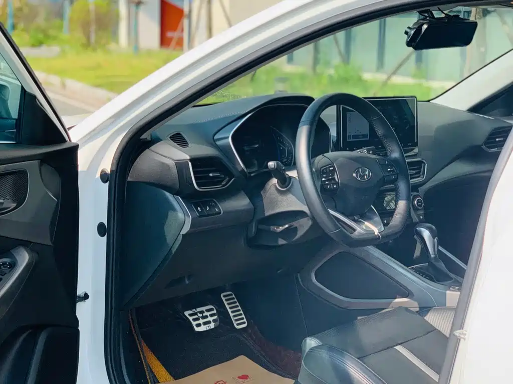 Hyundai Fista — миниатюра 13
