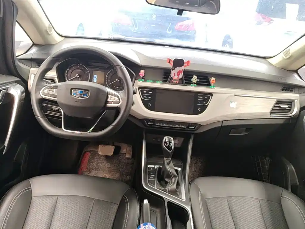Geely Vision X3 — миниатюра 10
