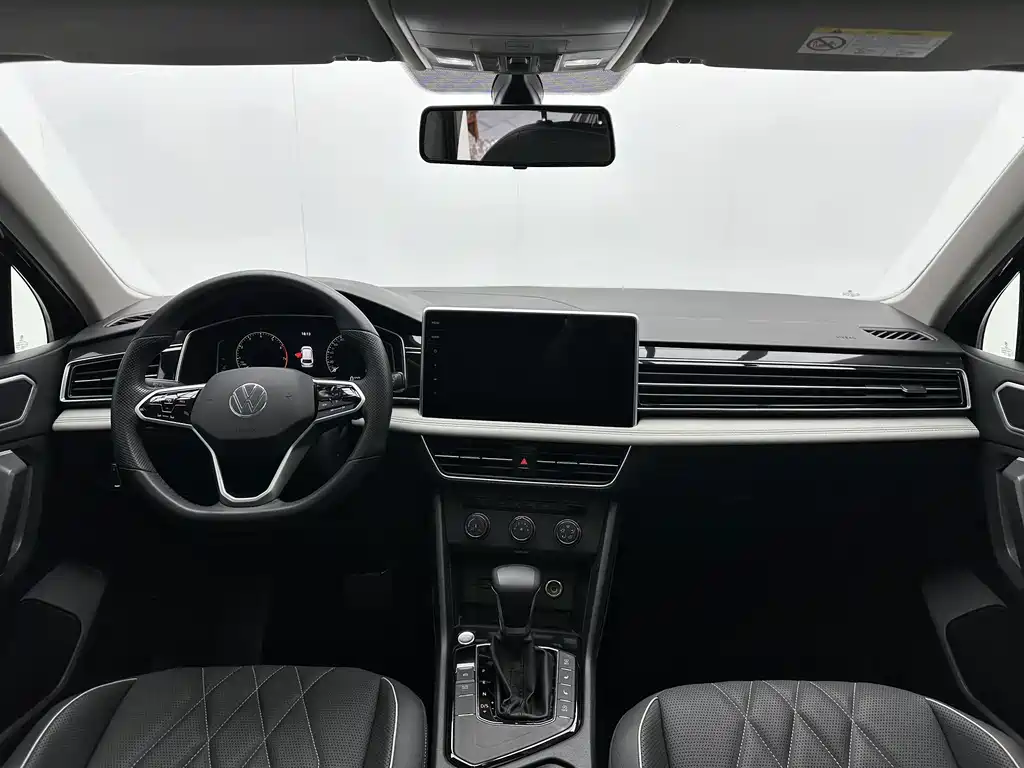 Volkswagen Tiguan L — миниатюра 7