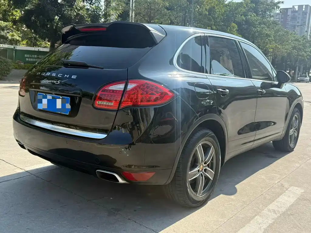 Porsche Cayenne 2011 Cayenne S 4.8L