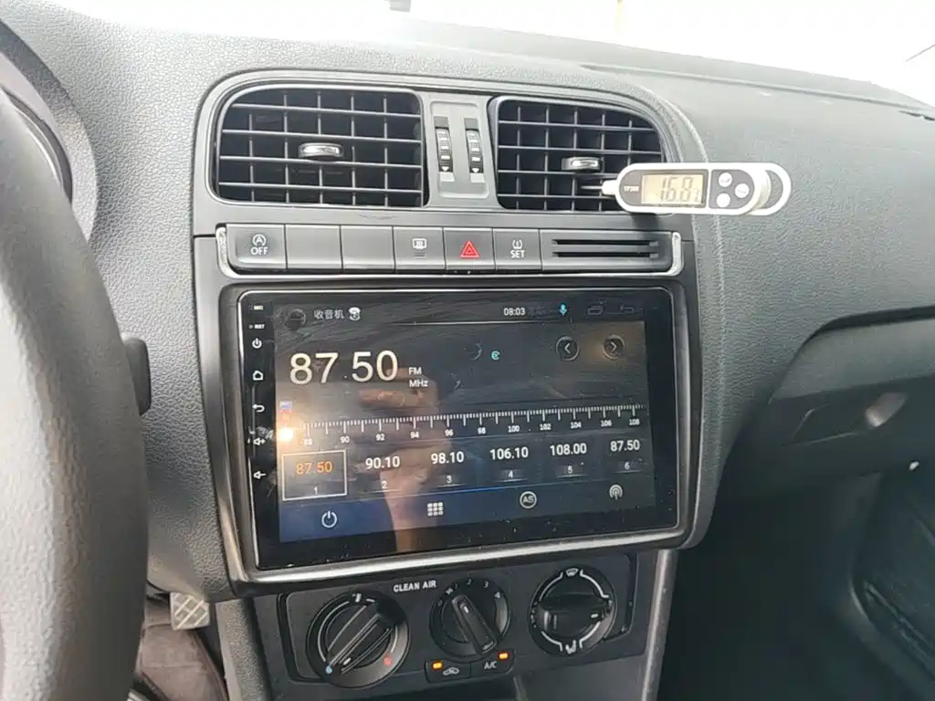 Volkswagen Polo — миниатюра 13