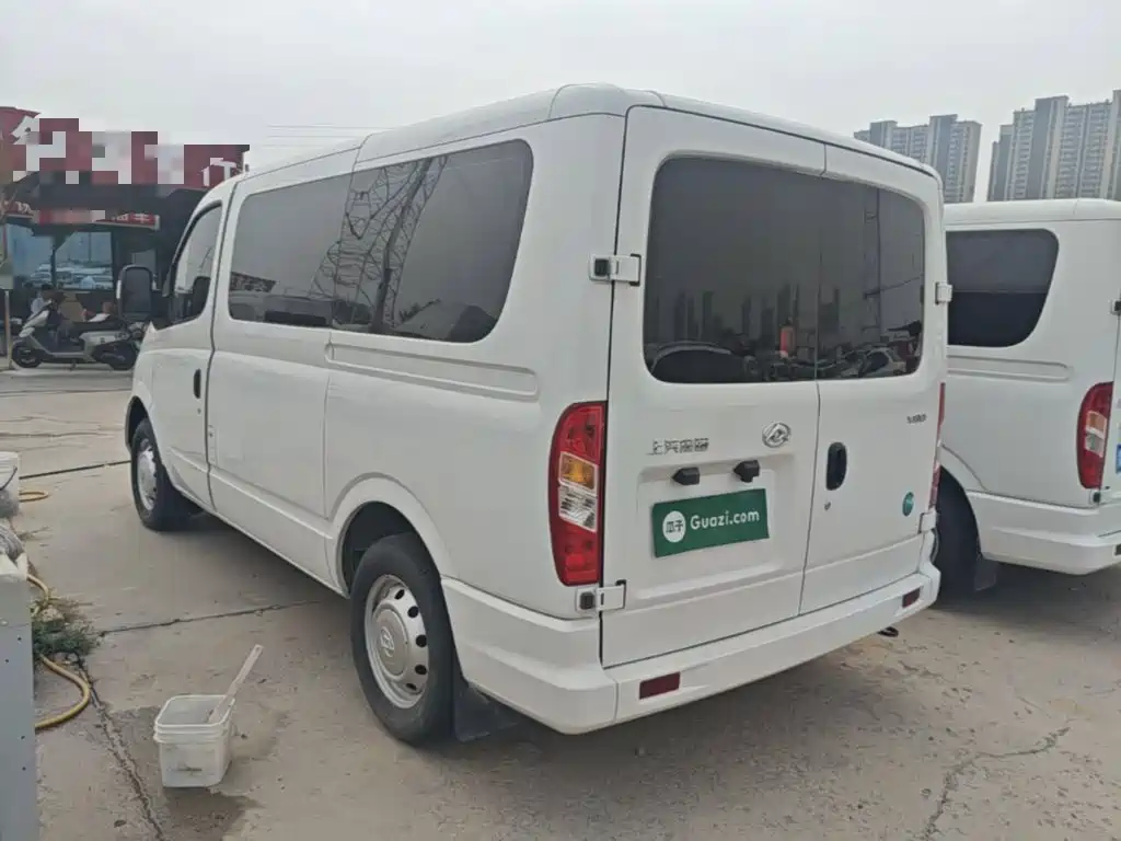 MAXUS V80 — миниатюра 5