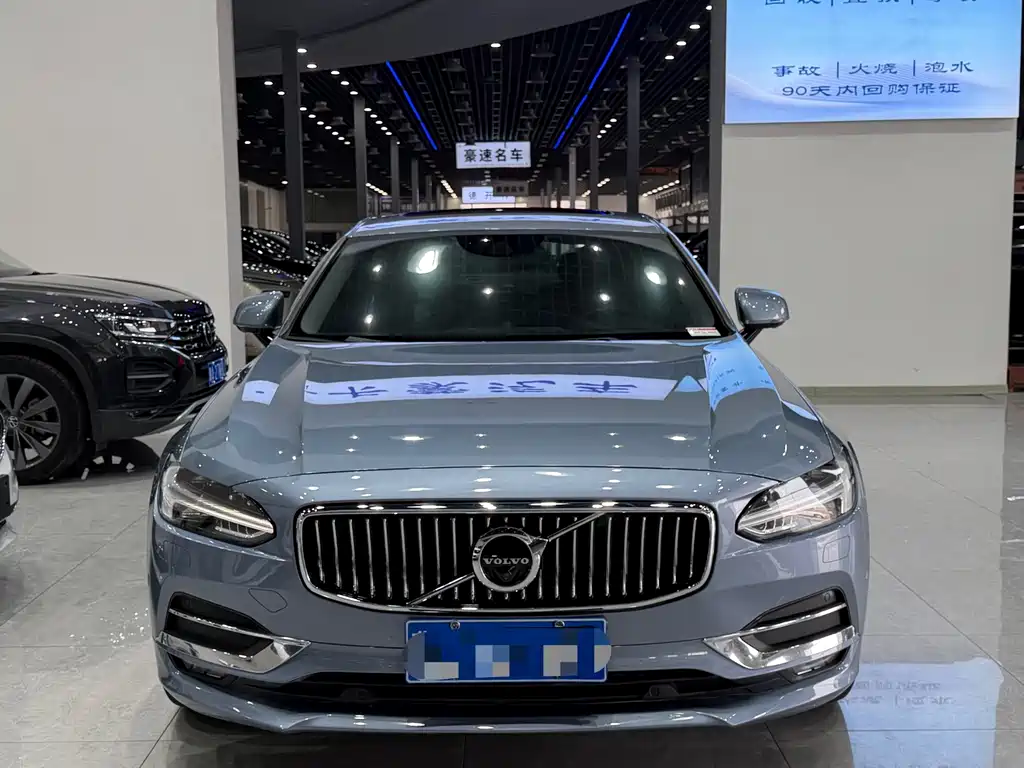 Volvo S90 — миниатюра 3