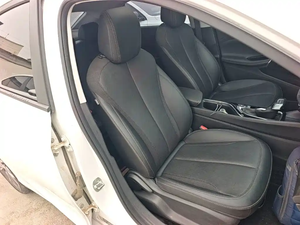 Buick Verano — миниатюра 25