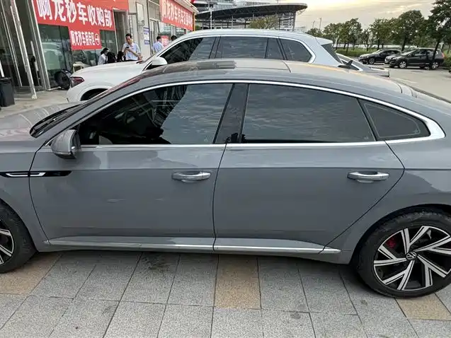 Volkswagen CC — миниатюра 3