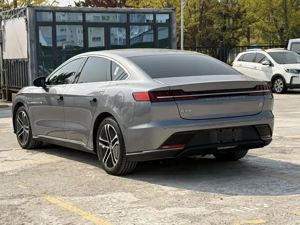 BYD Han — миниатюра 6
