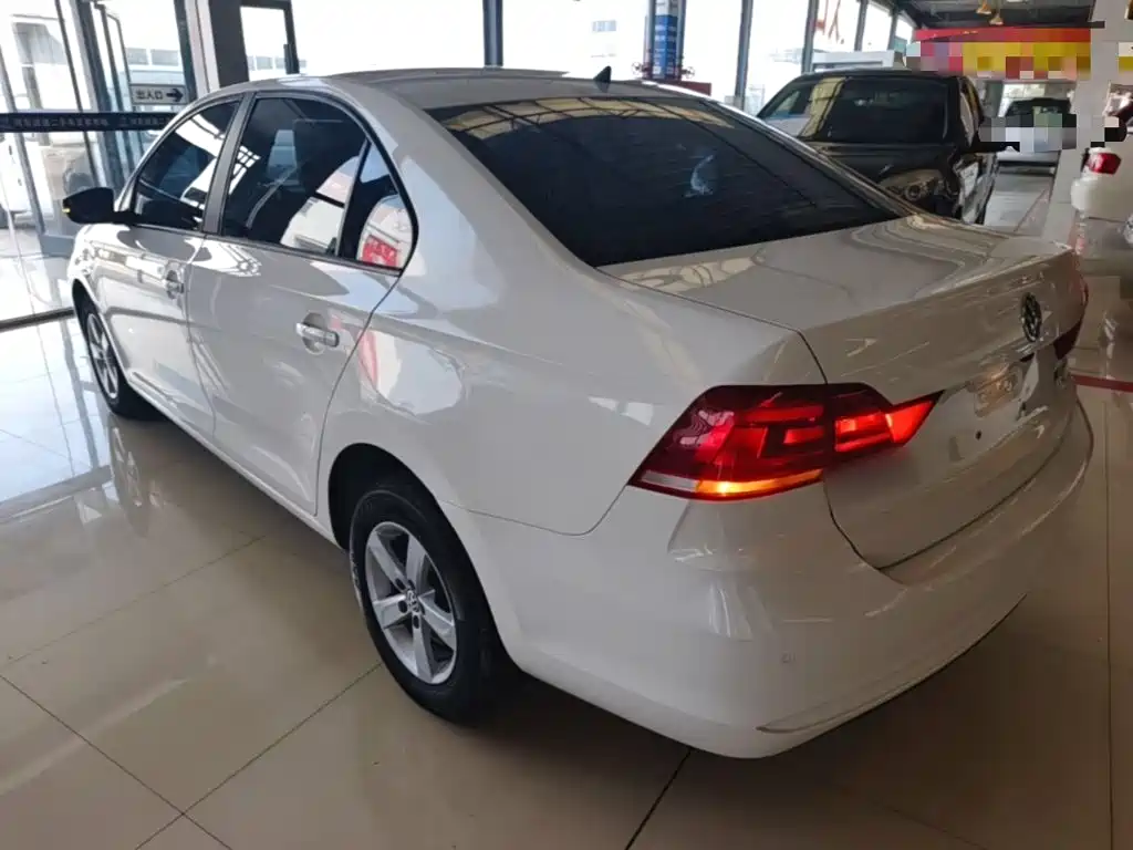 Volkswagen Santana — миниатюра 5