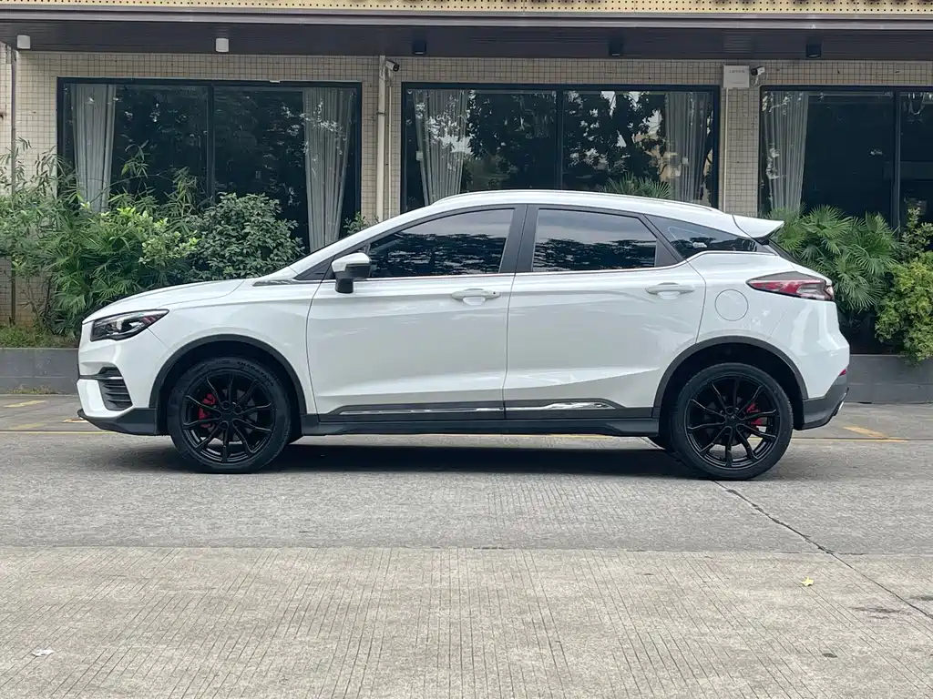 Geely Emgrand S — миниатюра 12
