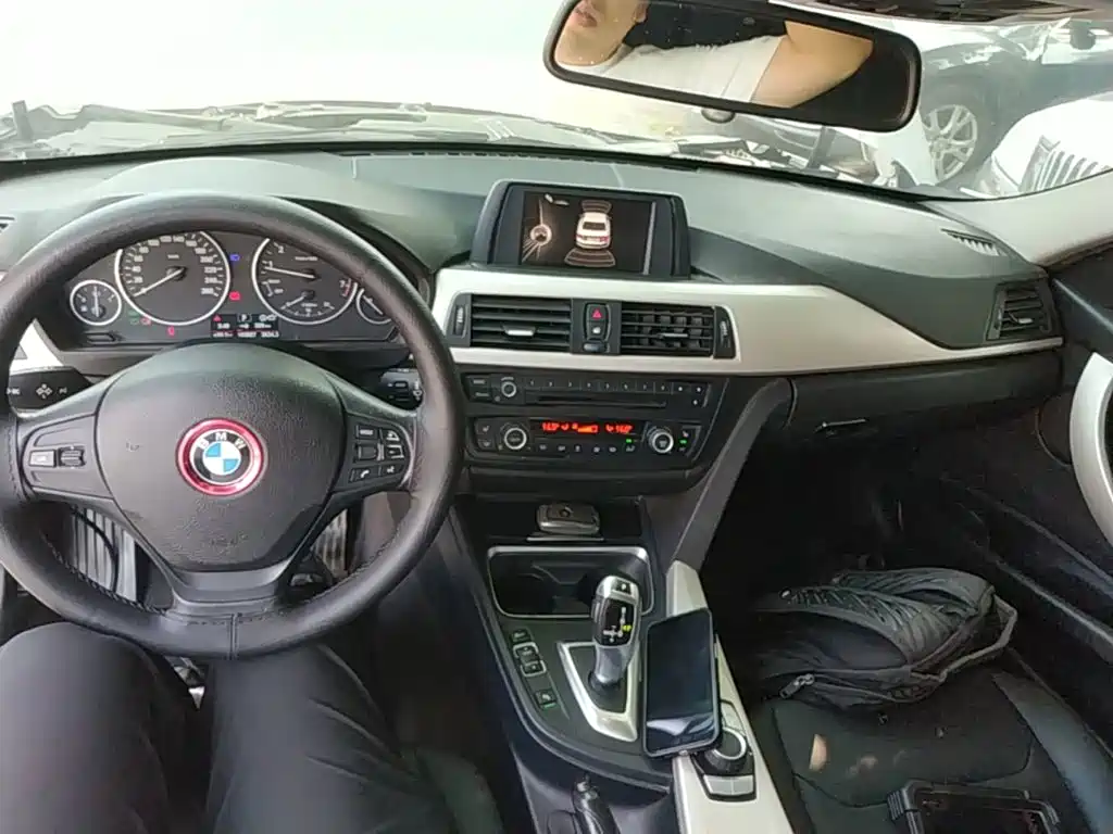 BMW 3 Series — миниатюра 10