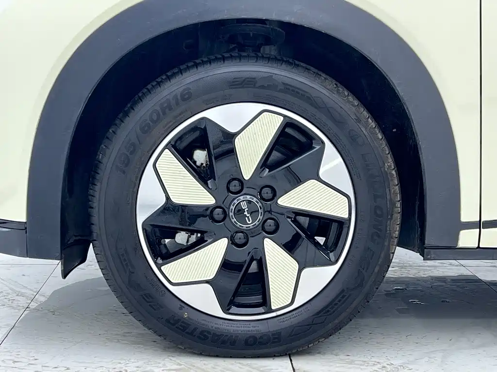 BYD Dolphin — миниатюра 25
