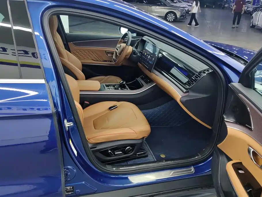 BYD Han — миниатюра 8