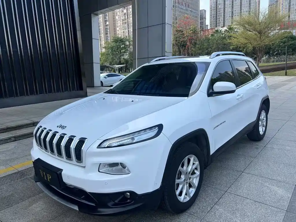 Jeep Cherokee 2016