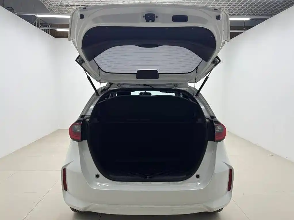 Honda Fit — миниатюра 7