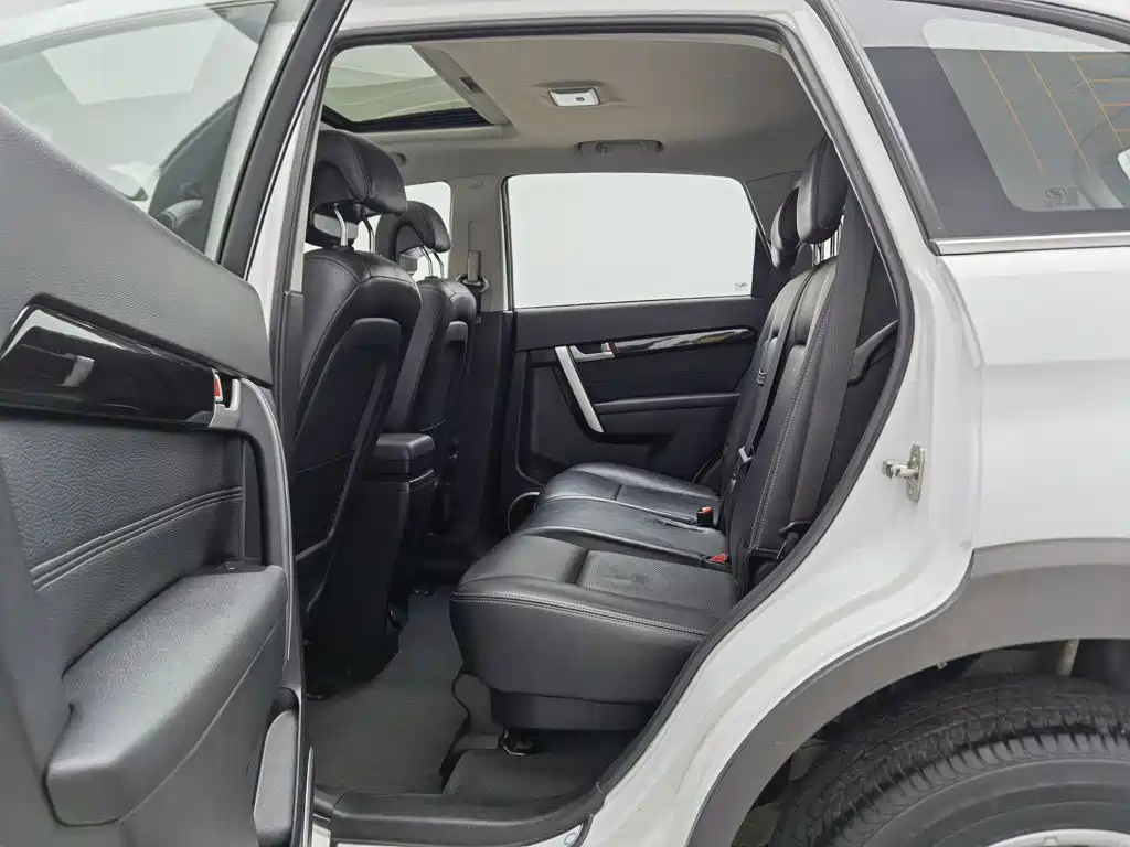 Chevrolet Captiva — миниатюра 15