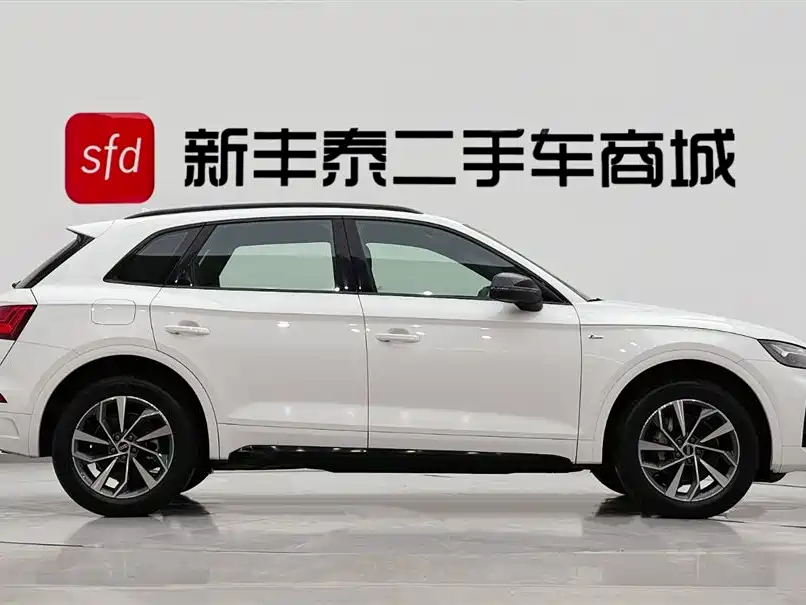 Audi Q5L 2023 40T Luxury