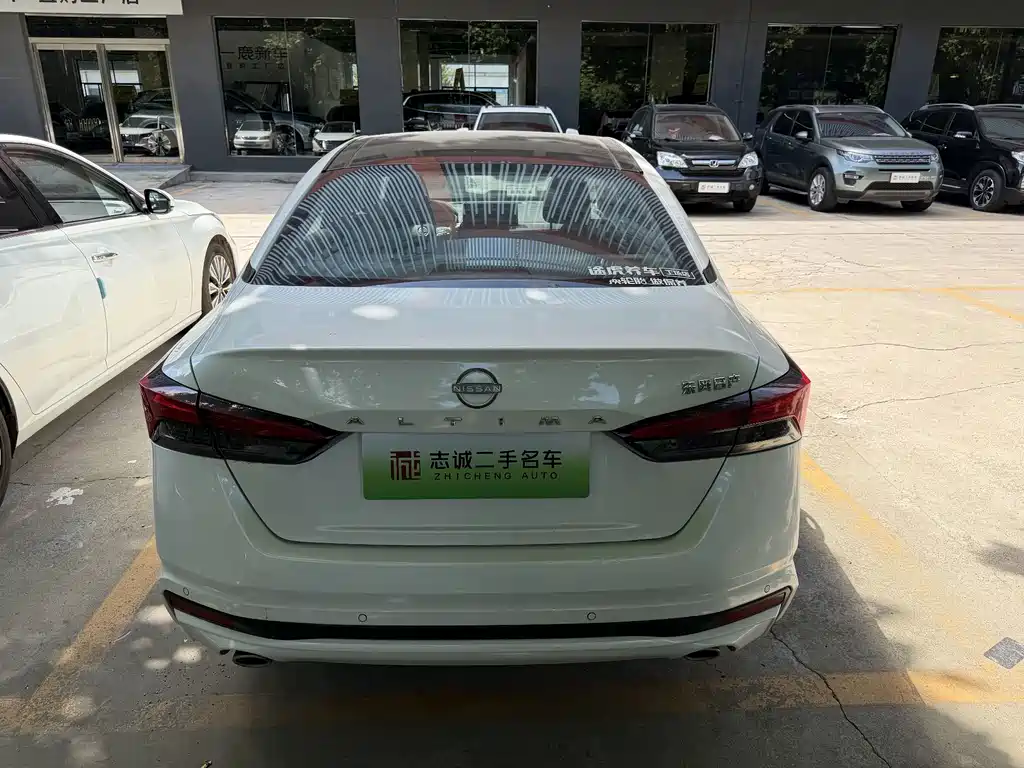 Nissan Teana — миниатюра 4