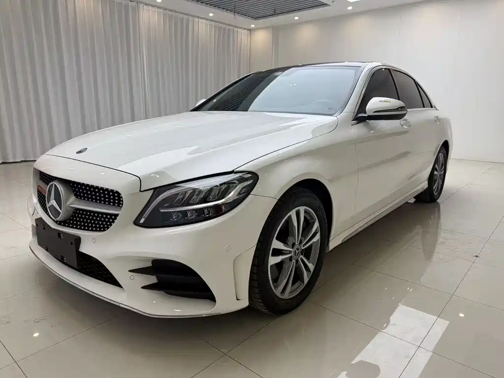 Mercedes-Benz C-Class 2021