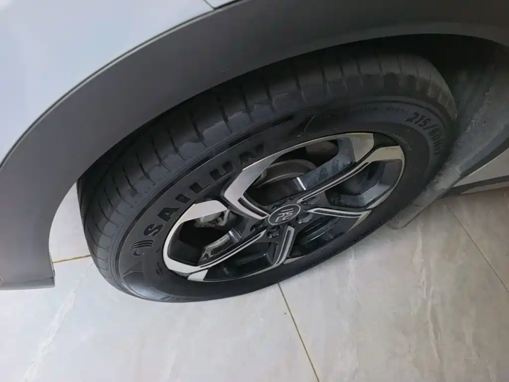 BYD Yuan Plus — миниатюра 23