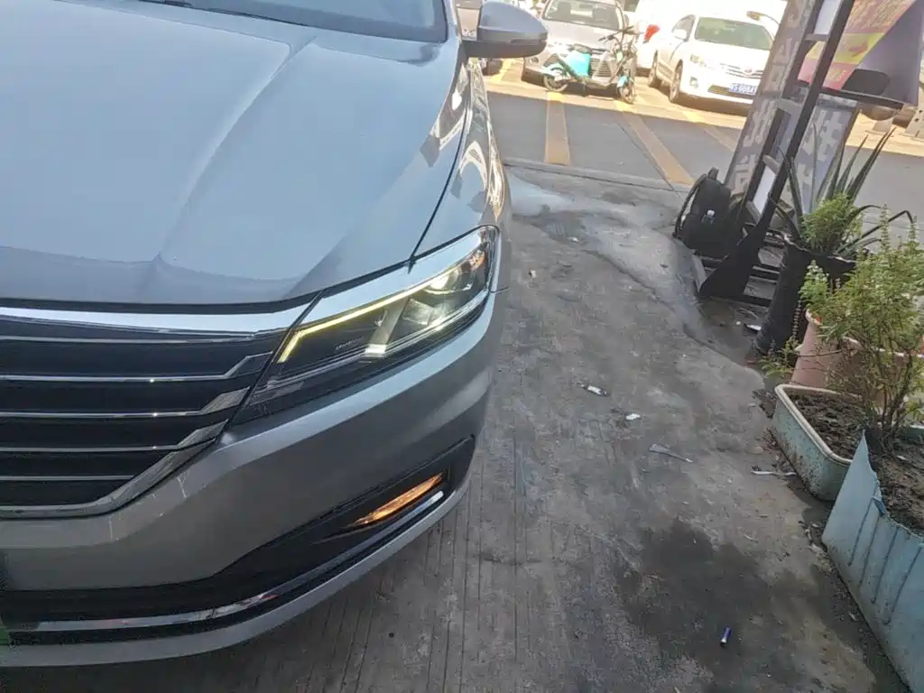 Volkswagen Lavida — миниатюра 24
