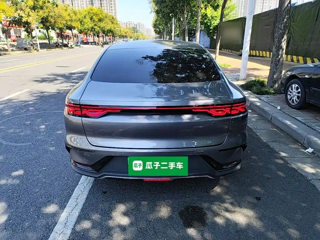 BYD Han — миниатюра 6