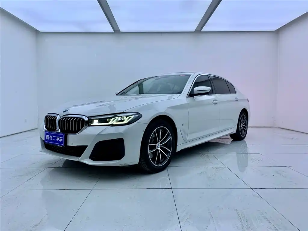 BMW 5 Series 2024