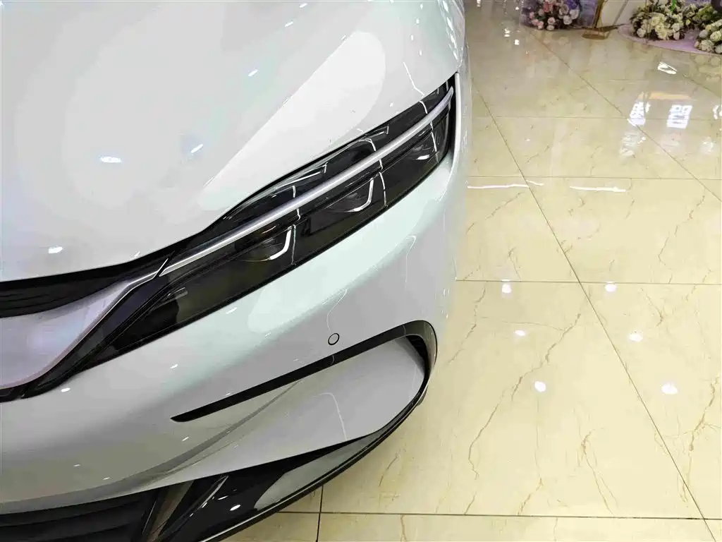 BYD Han — миниатюра 15