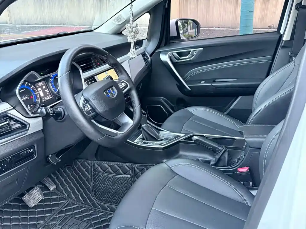 Geely Vision X3 — миниатюра 4
