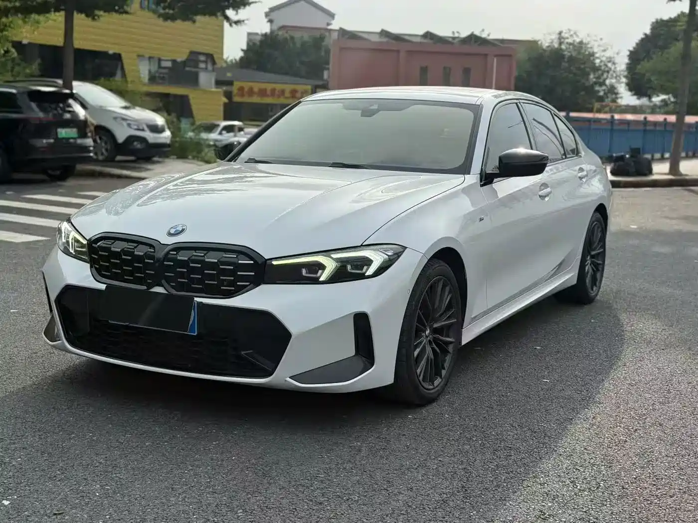 BMW 3 series 2024 Белый из Китая, фото 3
