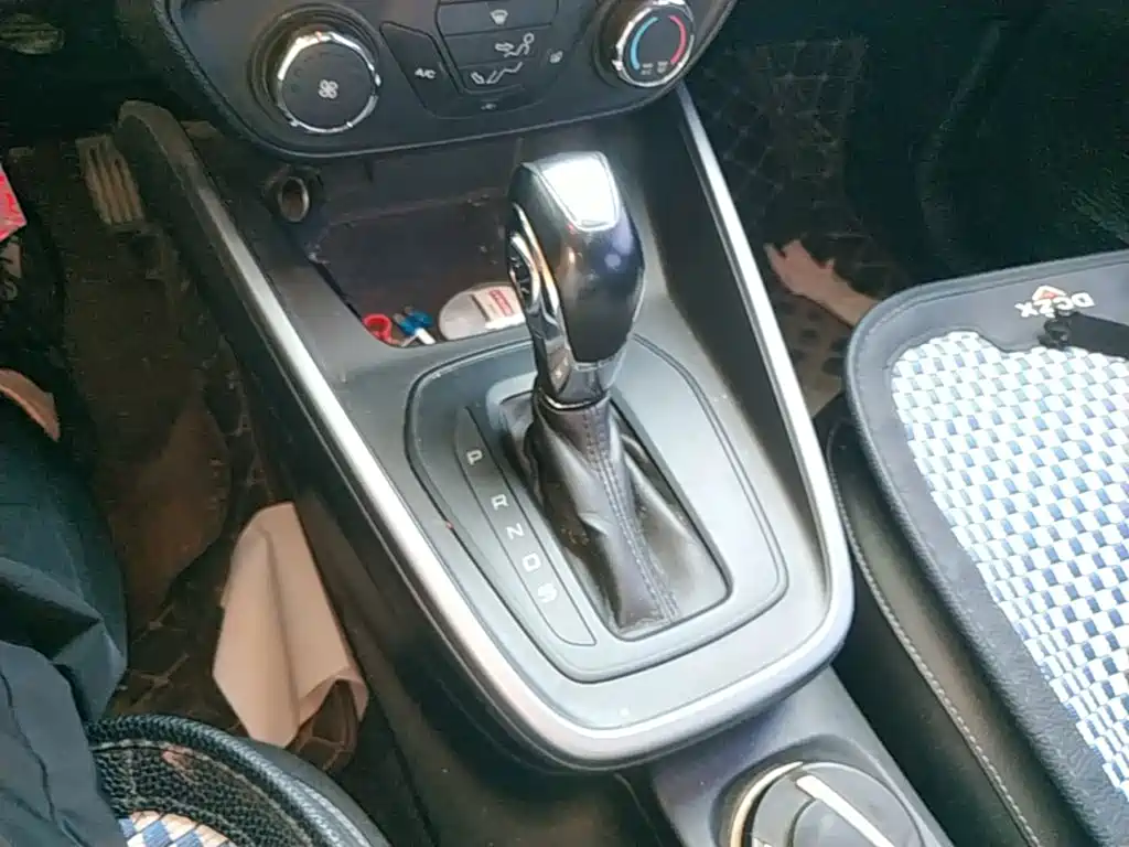 Ford Escort — миниатюра 14