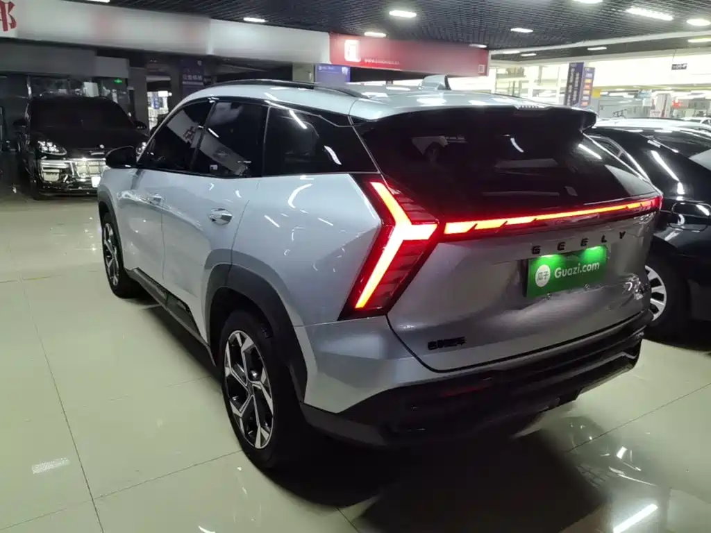 Geely Boyue L — миниатюра 5