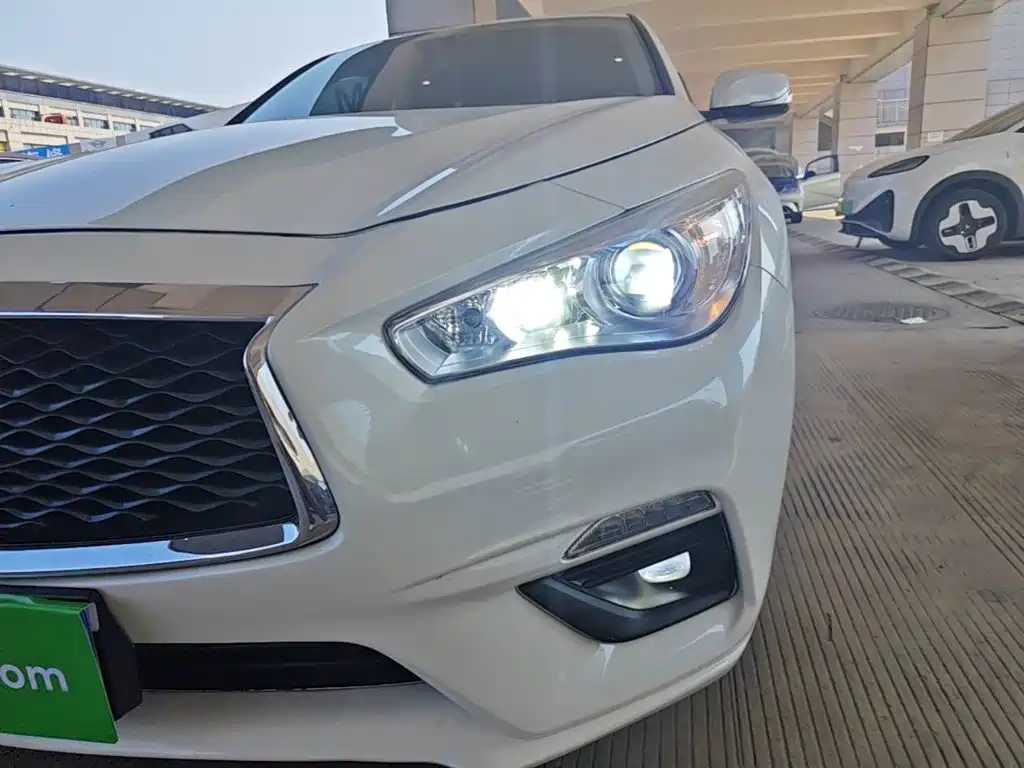 Infiniti Q50L — миниатюра 24