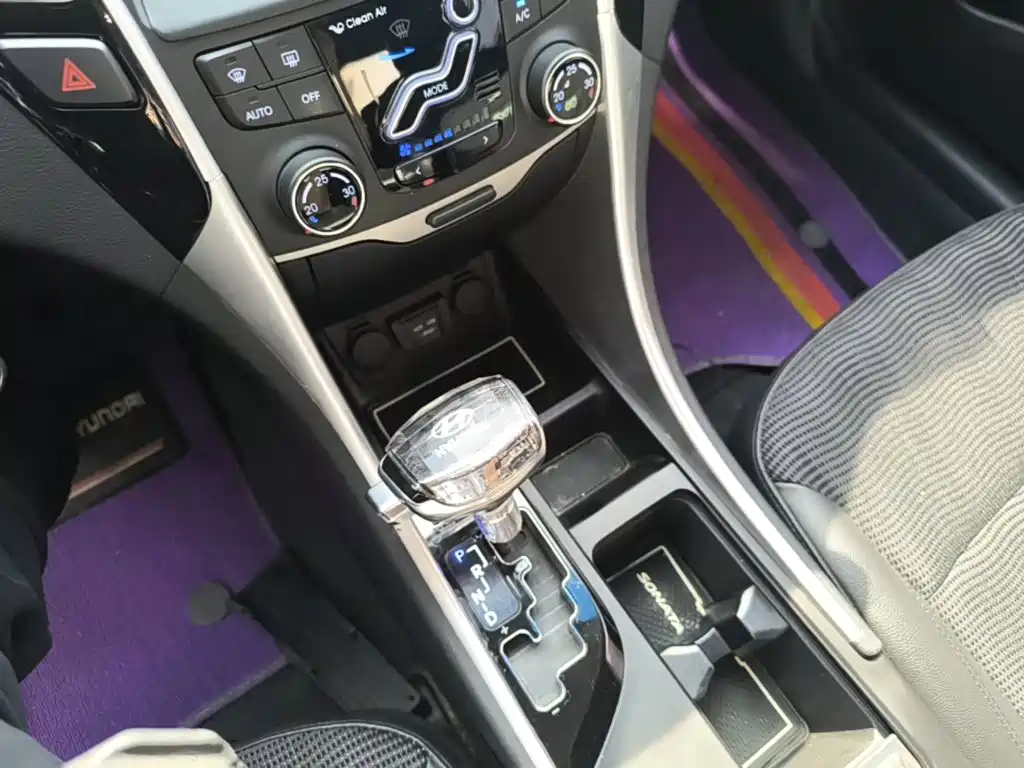 Hyundai Sonata — миниатюра 14